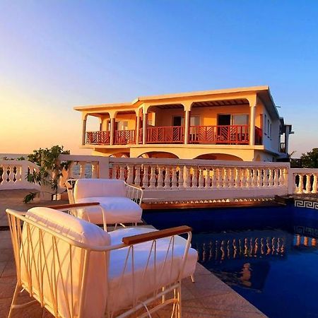 Al Camar Lodge Ndzaouze Ngoại thất bức ảnh