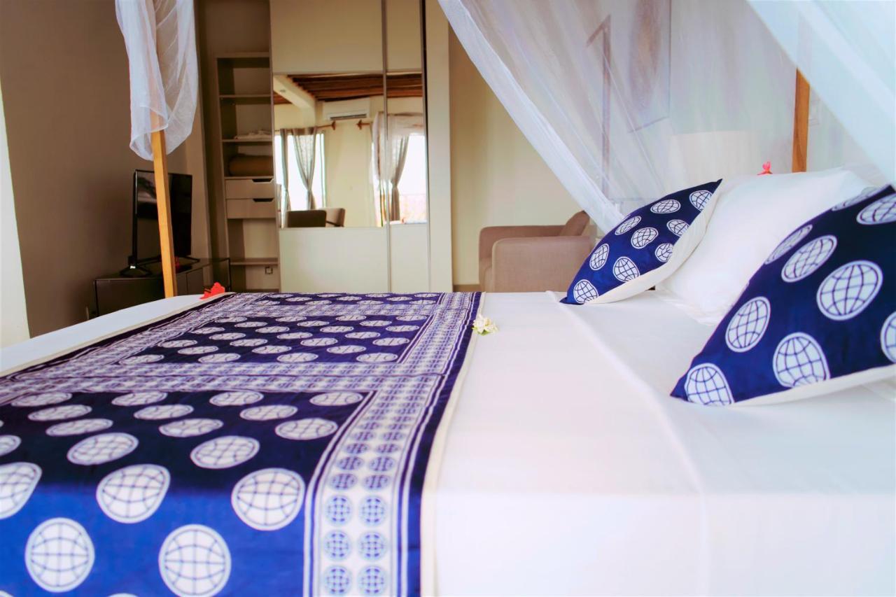 Al Camar Lodge Ndzaouze Ngoại thất bức ảnh